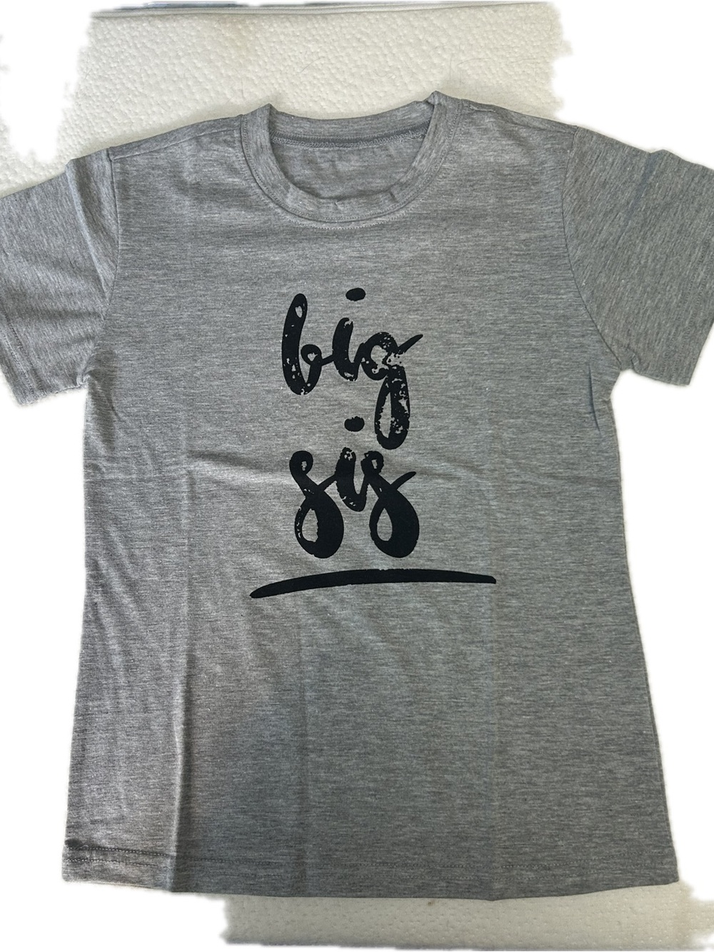 New Big Sis Gray Kids Graphic Tee size 5